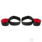 Kezek a combokhoz - Fetish eszközök