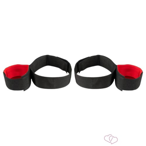 Kezek a combokhoz - Fetish eszközök